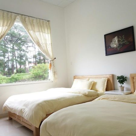 Strawberry Hotel Dalat Exterior foto