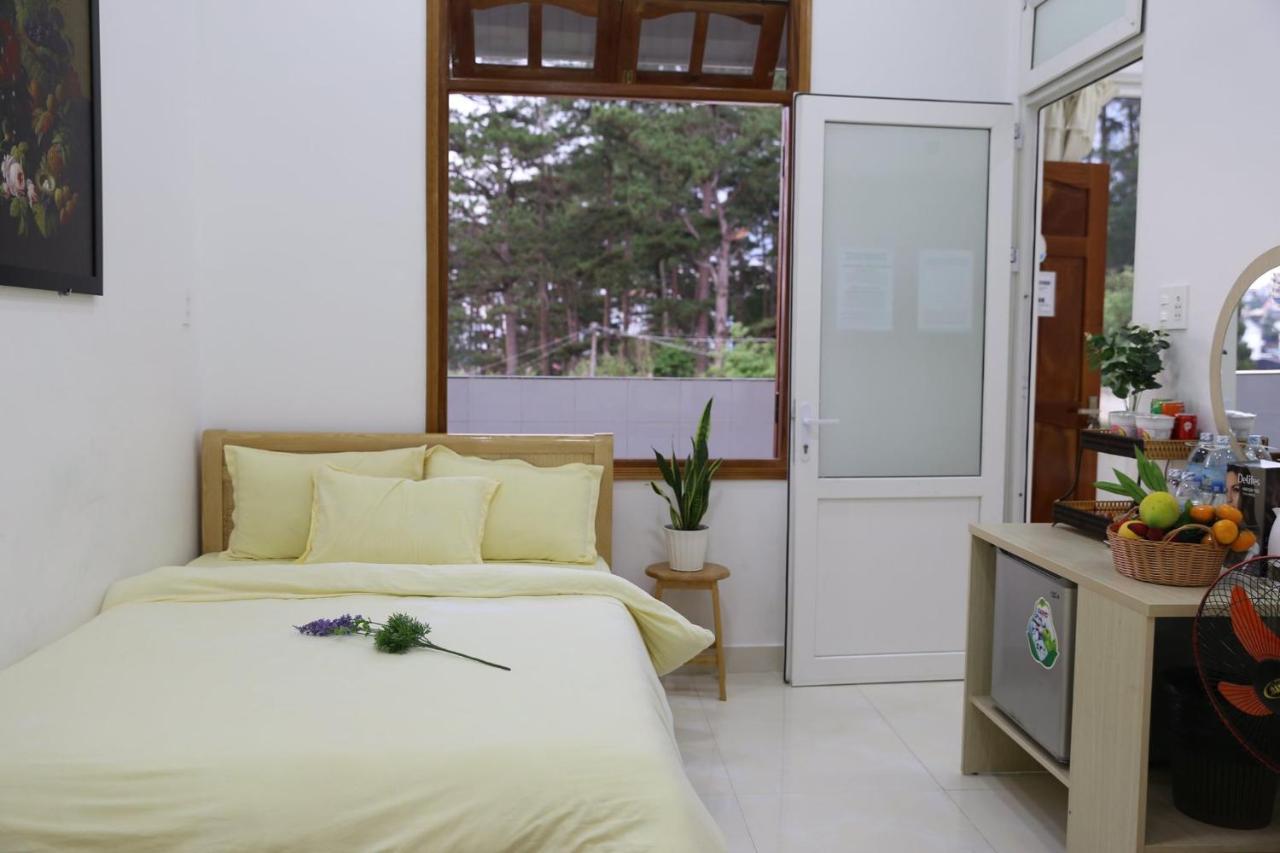Strawberry Hotel Dalat Exterior foto